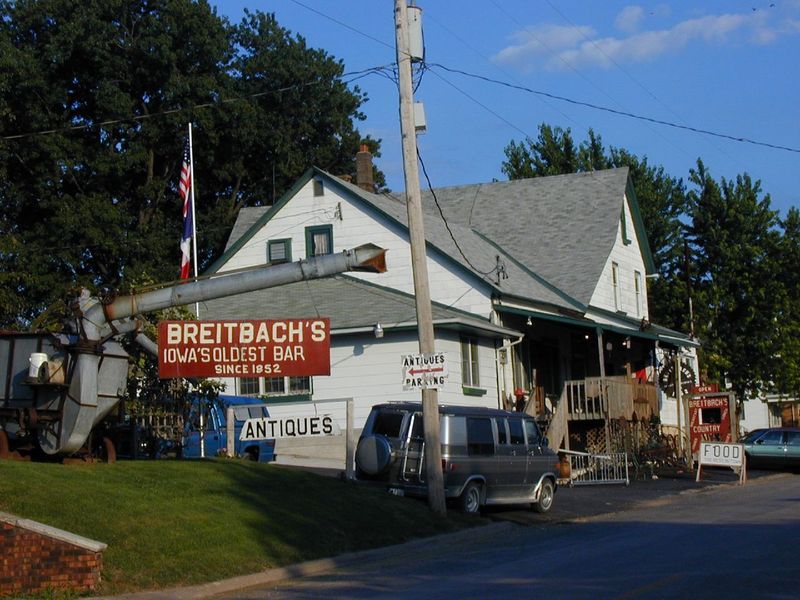 Iowa: Breitbach's Country Dining