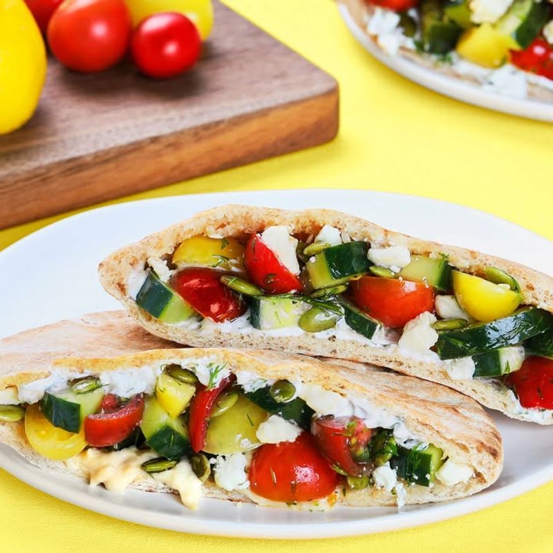 Pita Pockets With Hummus And Salad