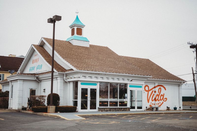 New Hampshire - Vida Cantina