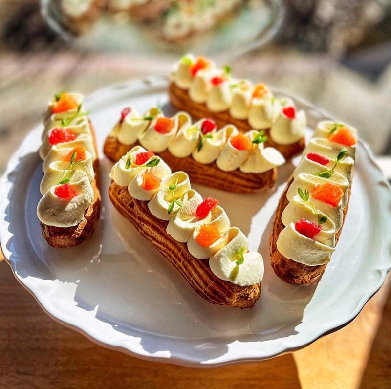 Orange Éclairs