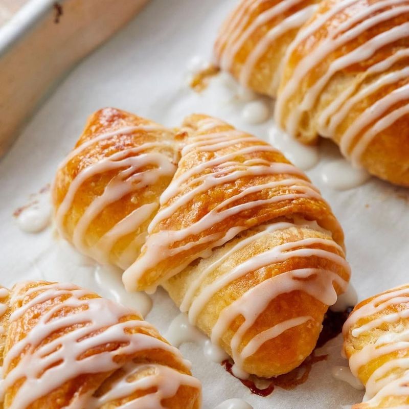 Apple Cinnamon Crescents
