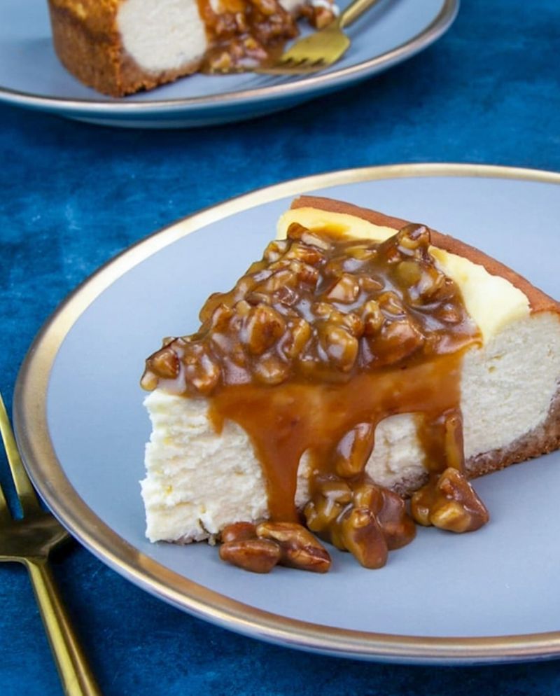 Caramel Pecan Cheesecake