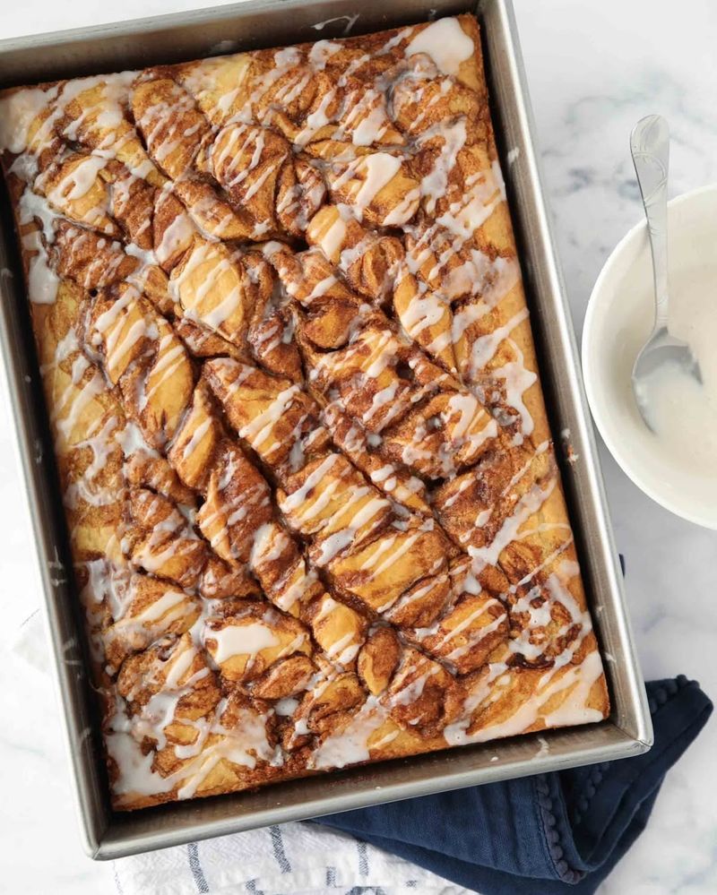 Cinnamon Roll Cake