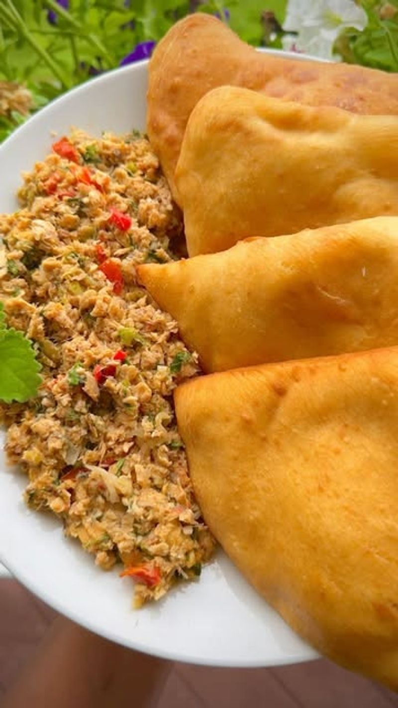Salmon Pita Pockets