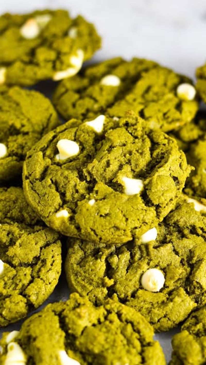Matcha and White Chocolate Drizzle Cookies