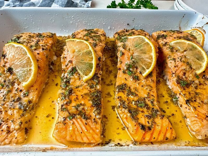 Baked Salmon With Lemon And Herbs