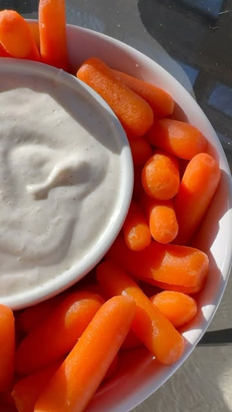 Carrots & Ranch Dip