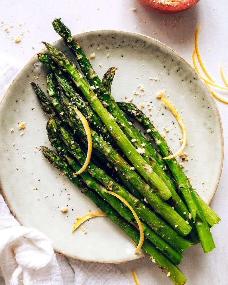 Grilled Asparagus With Lemon