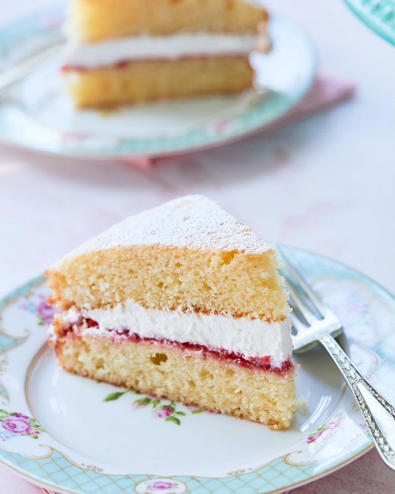 Classic Victoria Sponge Cake