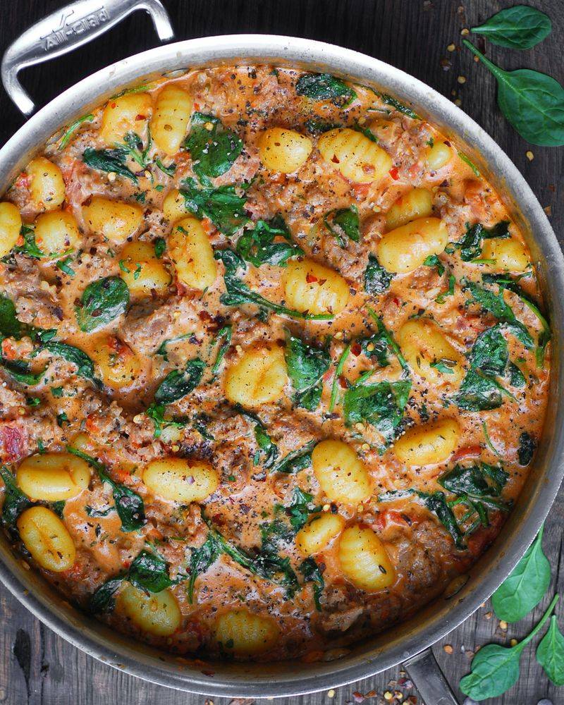 Skillet Gnocchi With Tomatoes And Spinach