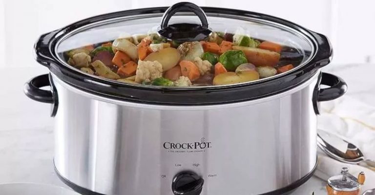 These Slow Cookers Make Mealtime So Much Easier