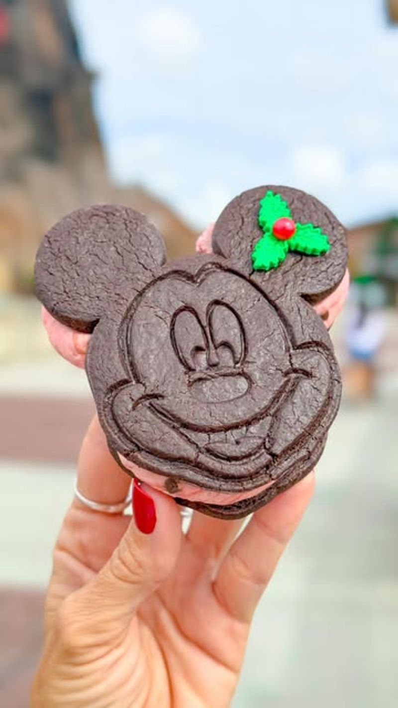 Overrated: Mickey Ice Cream Sandwich