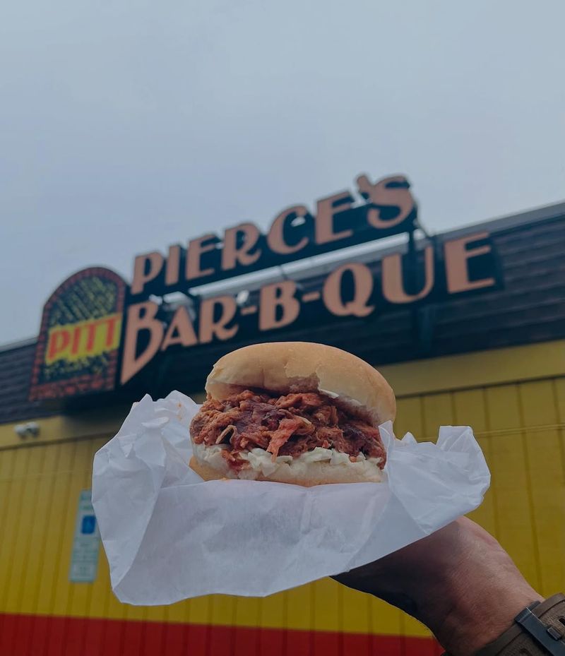Virginia - Pierce's Pitt Bar-B-Que