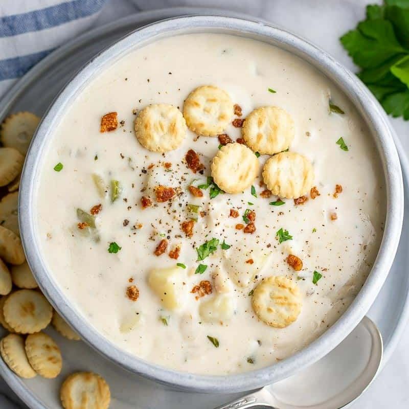 Massachusetts: Clam Chowder