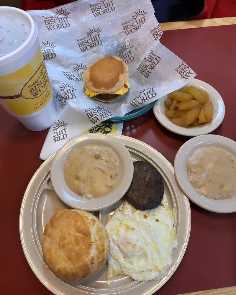 West Virginia - Tudor's Biscuit World