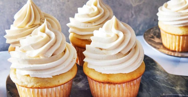 15 Of The Best Buttercream, Frosting, And Icing Recipes (Including 4 Wild Card Winners)