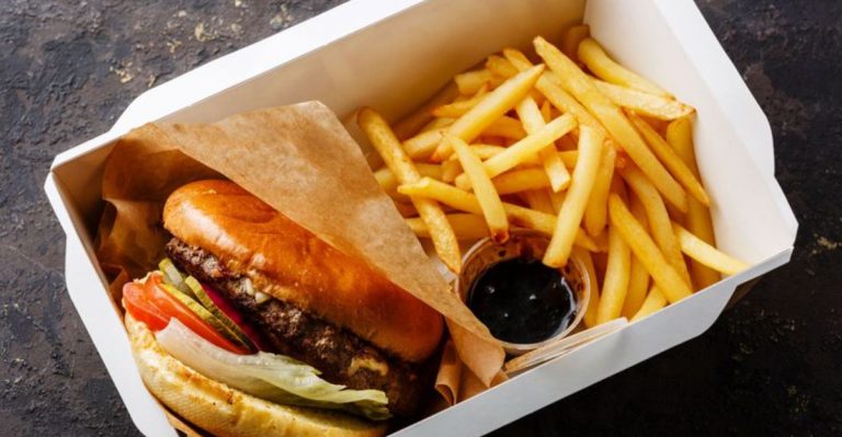 16 Polite Habits Fast-Food Workers Actually Dislike—And What To Do Instead