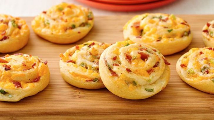 19 Recipes That Start With A Can Of Crescent Rolls (Including 6 For Weekend Dinner Magic)
