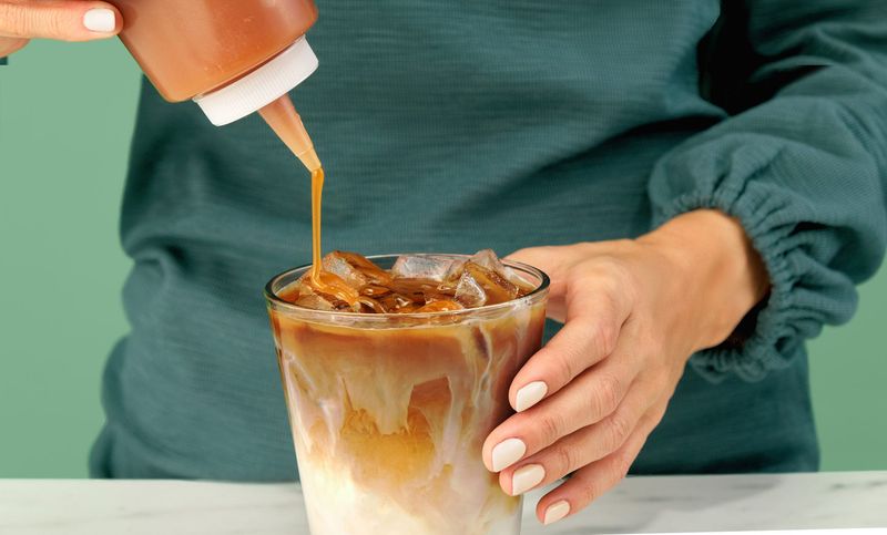 Starbucks Iced Caramel Macchiato