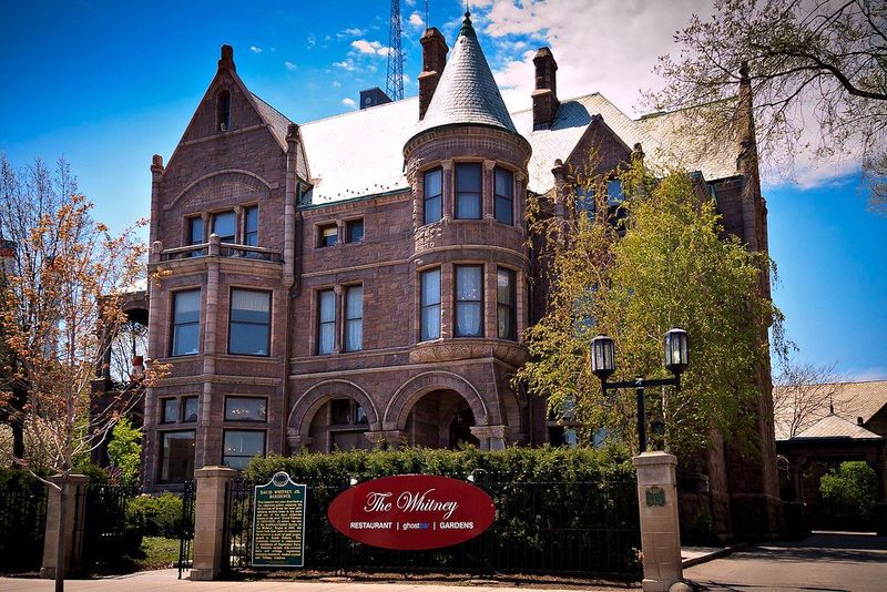 The Whitney – Detroit