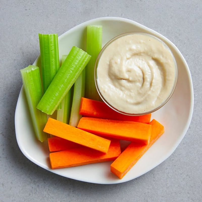 Carrot Sticks With Hummus