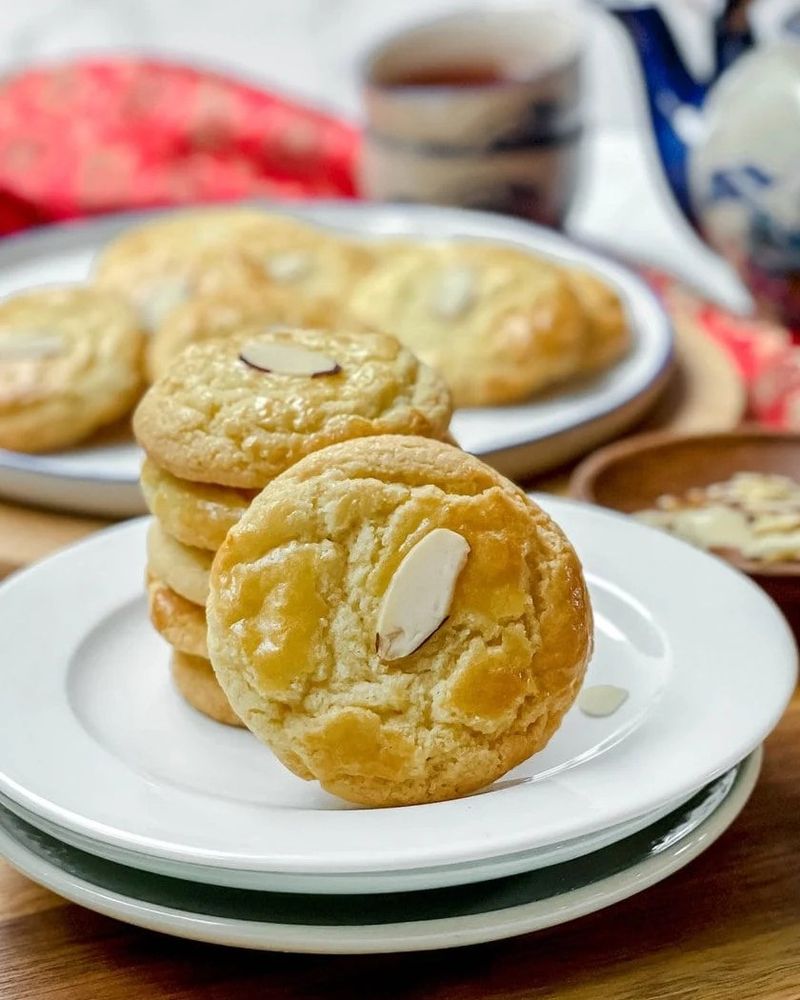 Classic Chinese Almond Cookies