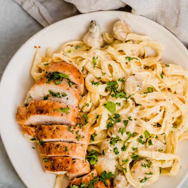 Giant Chicken Alfredo