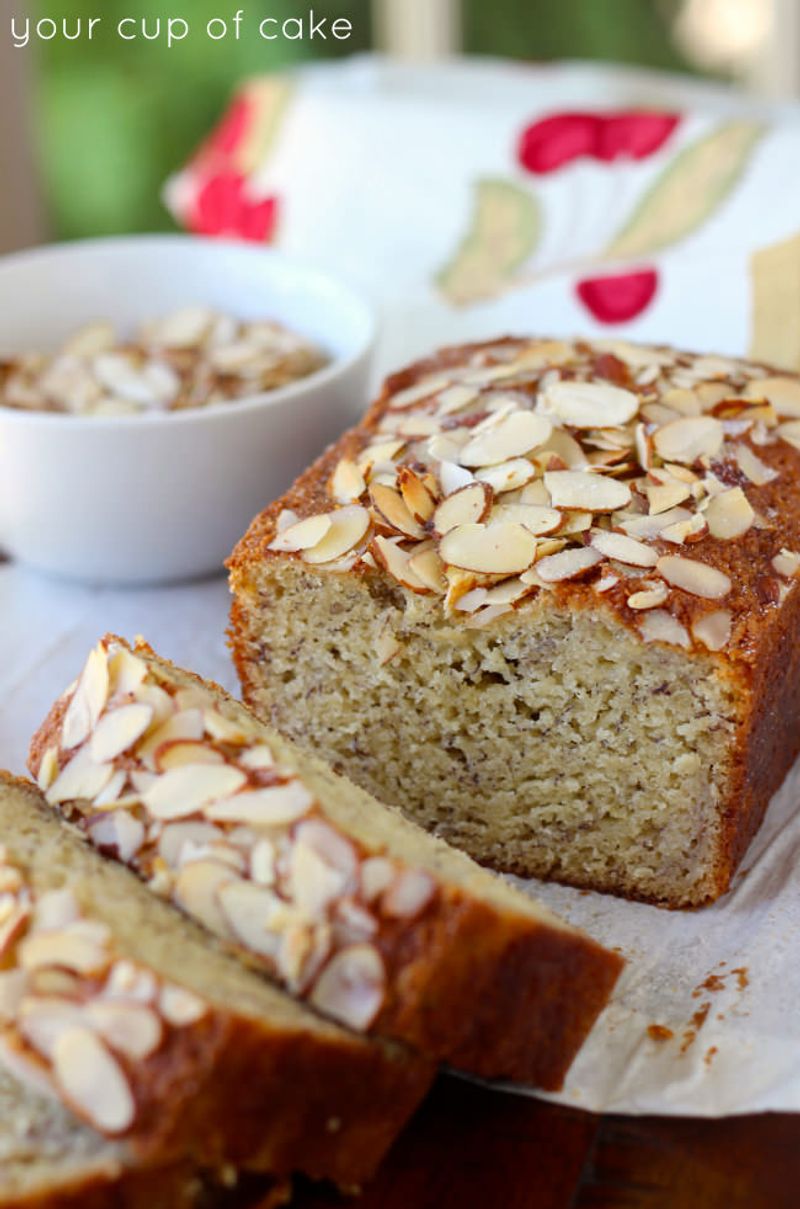 Banana Almond Cake