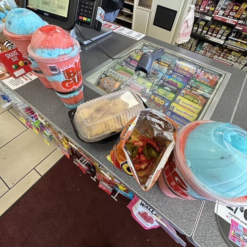 7-Eleven's $1 Mini Tacos & Slurpee Combo