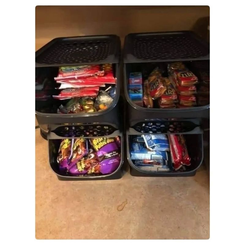 Plastic Bins With Lids