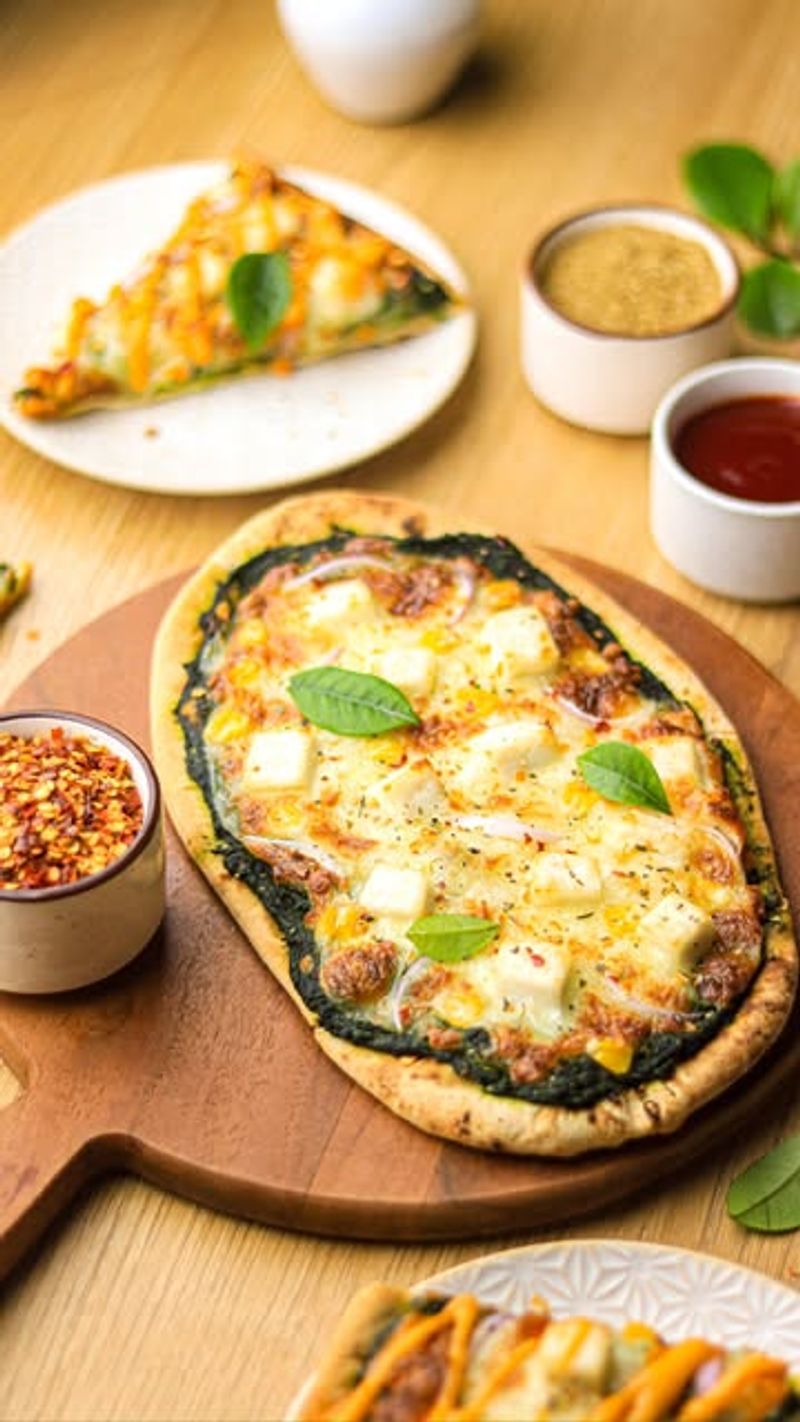 Naan Pizza