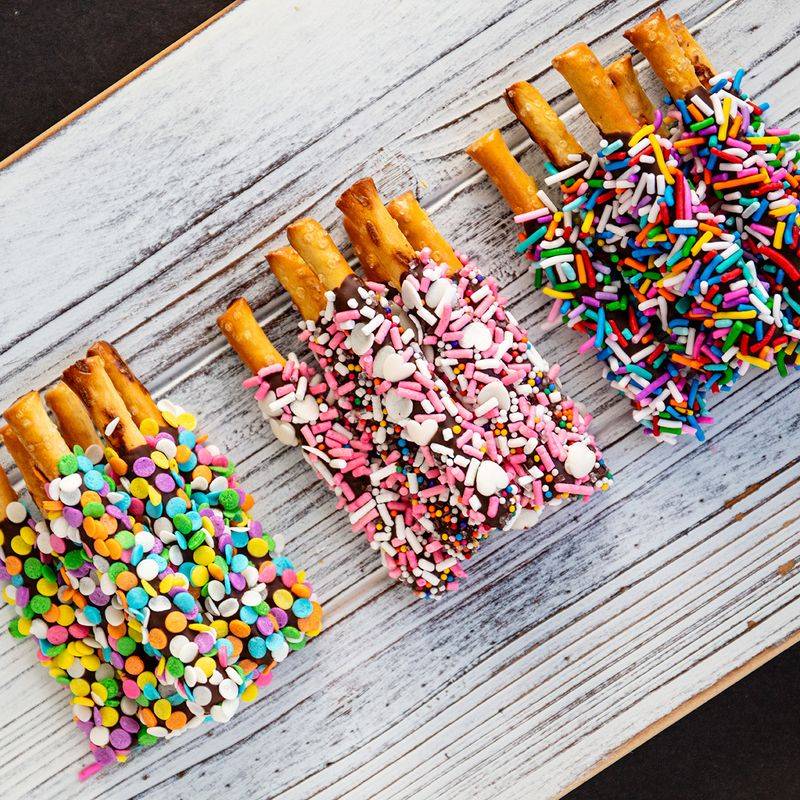 Chocolate-Dipped Pretzel Rods