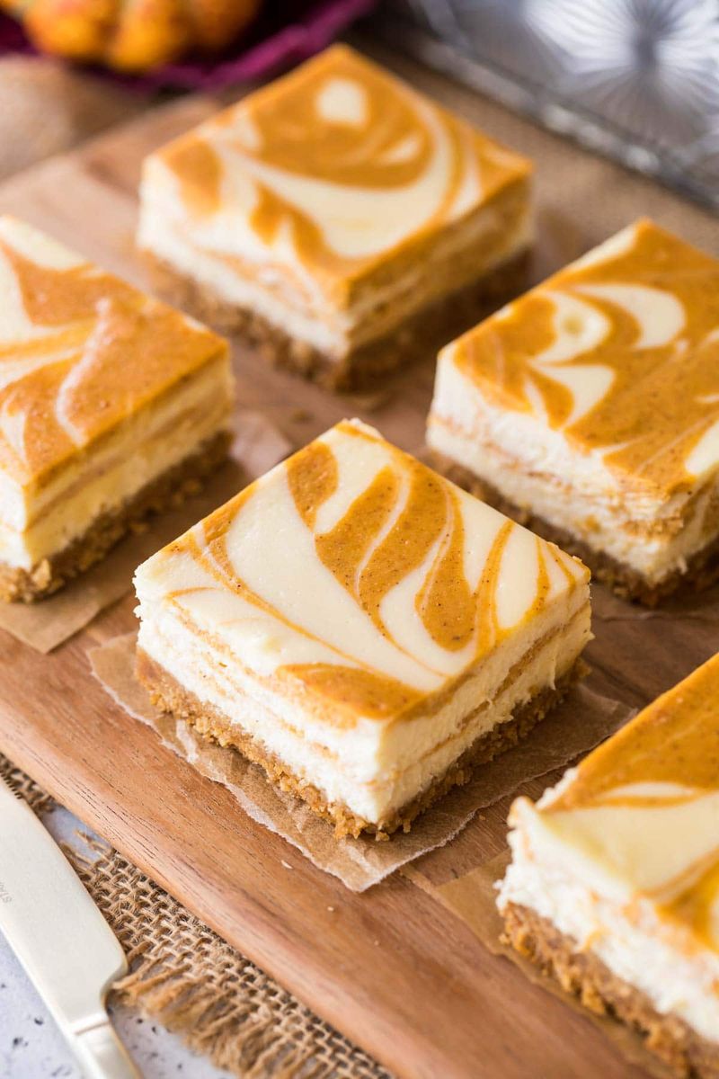 Pumpkin Cheesecake Bars