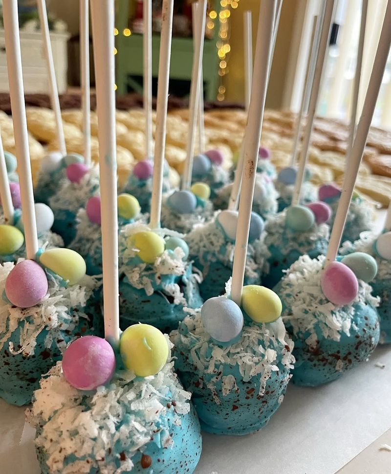 Speckled Egg Cake Pops