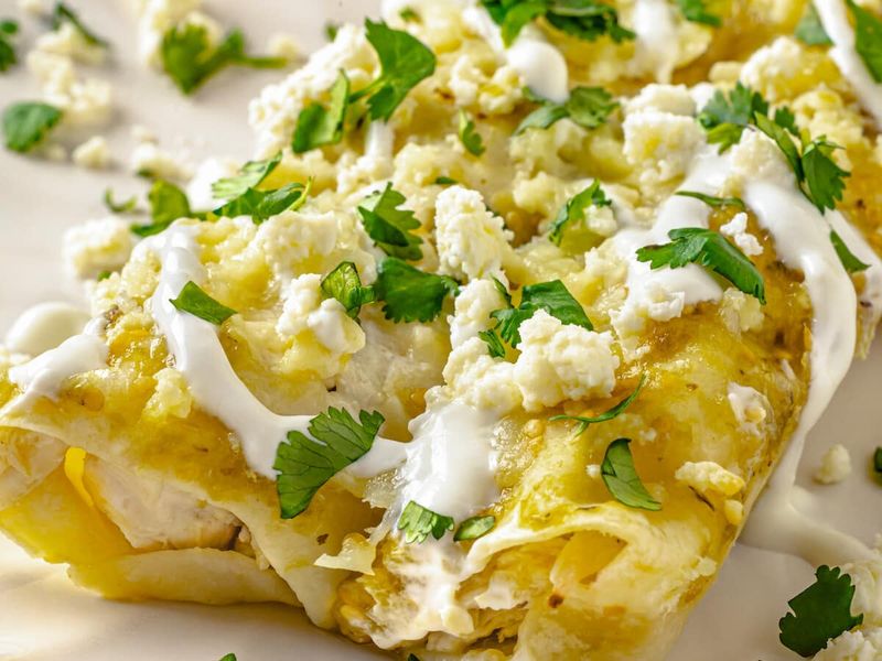 Chicken Enchiladas With Green Sauce