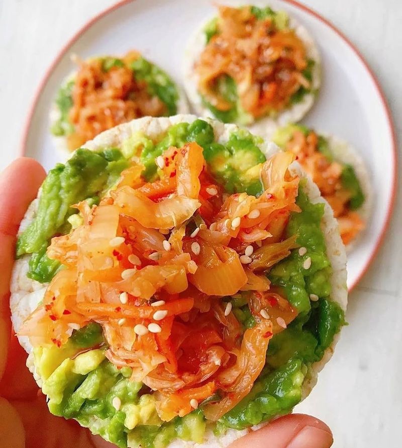 Rice Cakes With Avocado