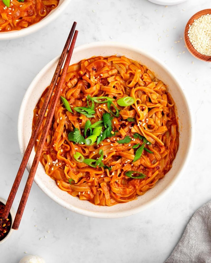Quick Coconut Curry Noodles