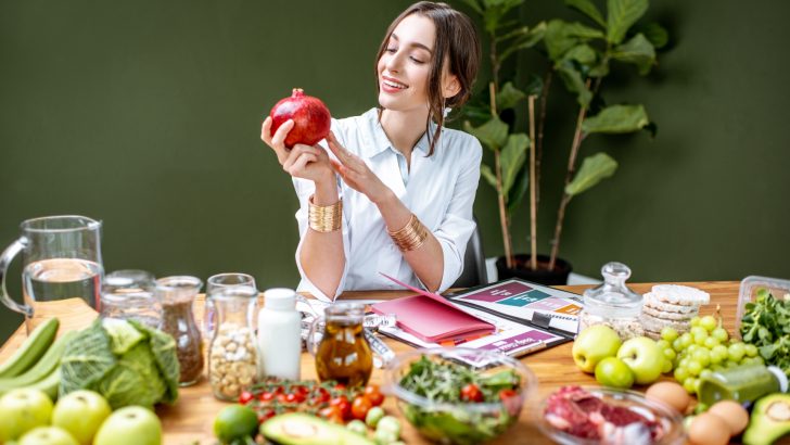 Dietitian Shares 20 Guilt-Free Snacks For Weight Loss