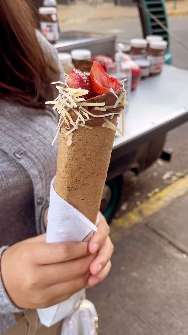 Marquesitas (Crispy Yucatán Dessert Crepes)