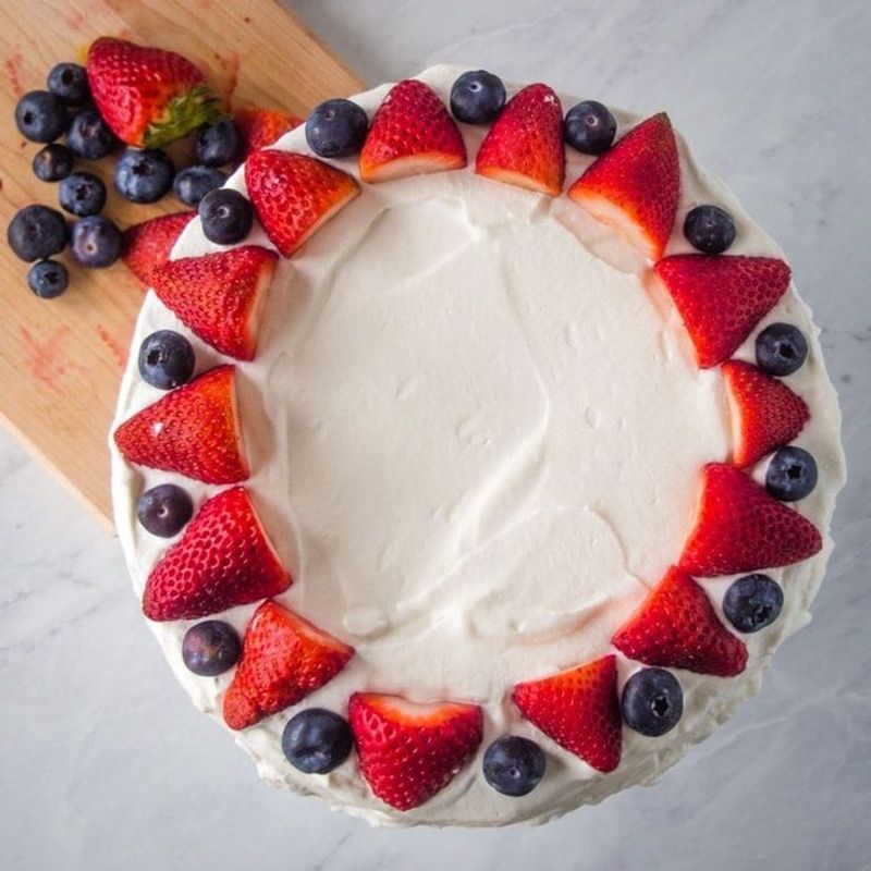 Bløtkake: Celebration Layer Cake