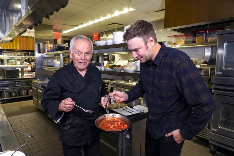 Wolfgang Puck Rejects Processed Cheese