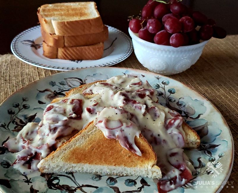 Creamed Chipped Beef On Toast