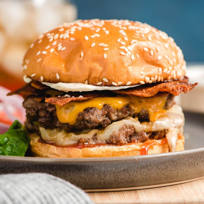 Bacon Cheeseburger With Secret Sauce