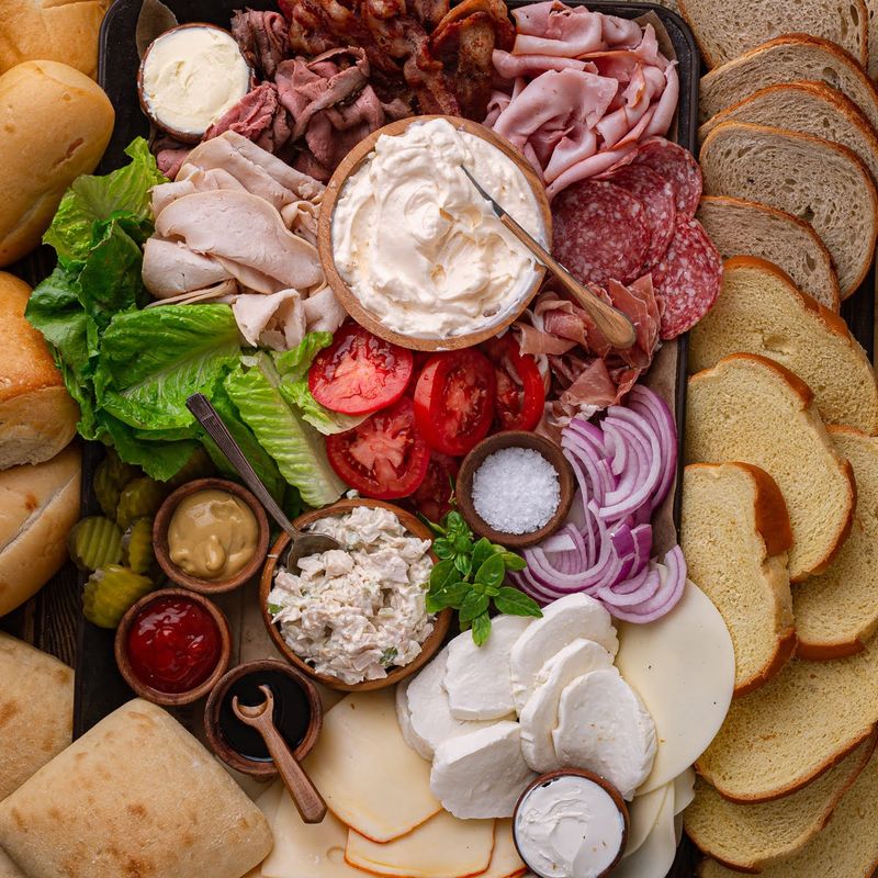 DIY Sandwich Or Slider Board