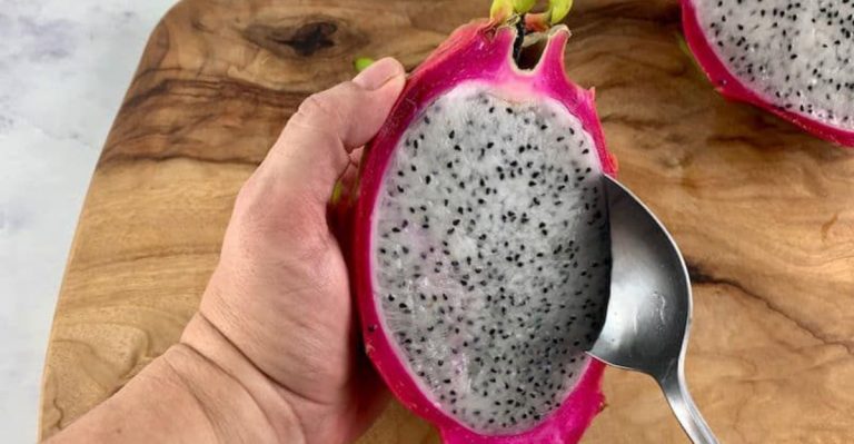 How To Peel, Cut, And Eat Dragon Fruit Like A Prow