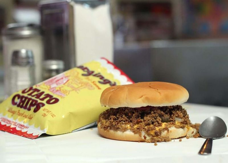 Iowa – Canteen Lunch in the Alley