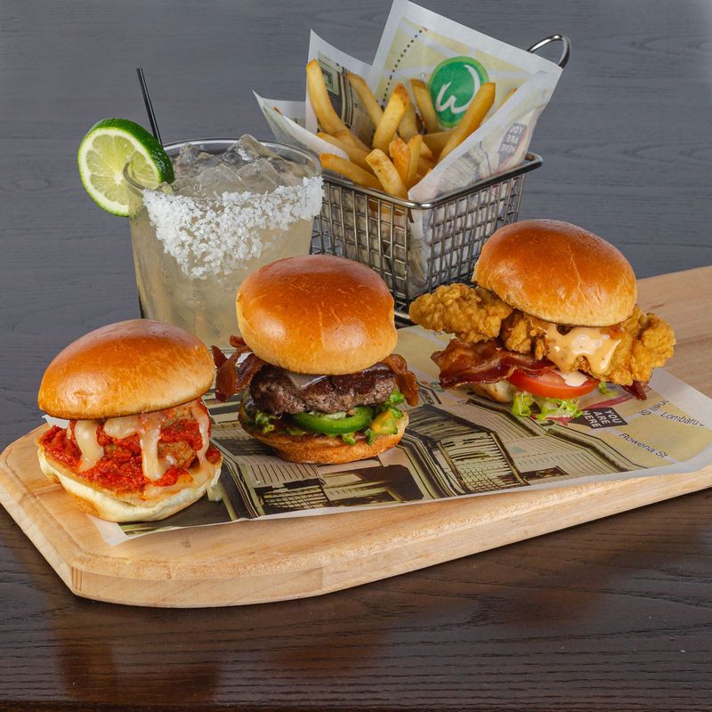 Wahlburgers