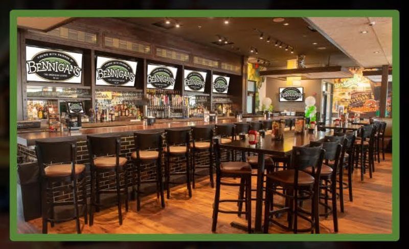 Bennigan's Irish Pub Atmosphere