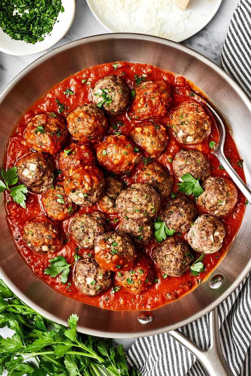 Meatballs In Marinara Sauce