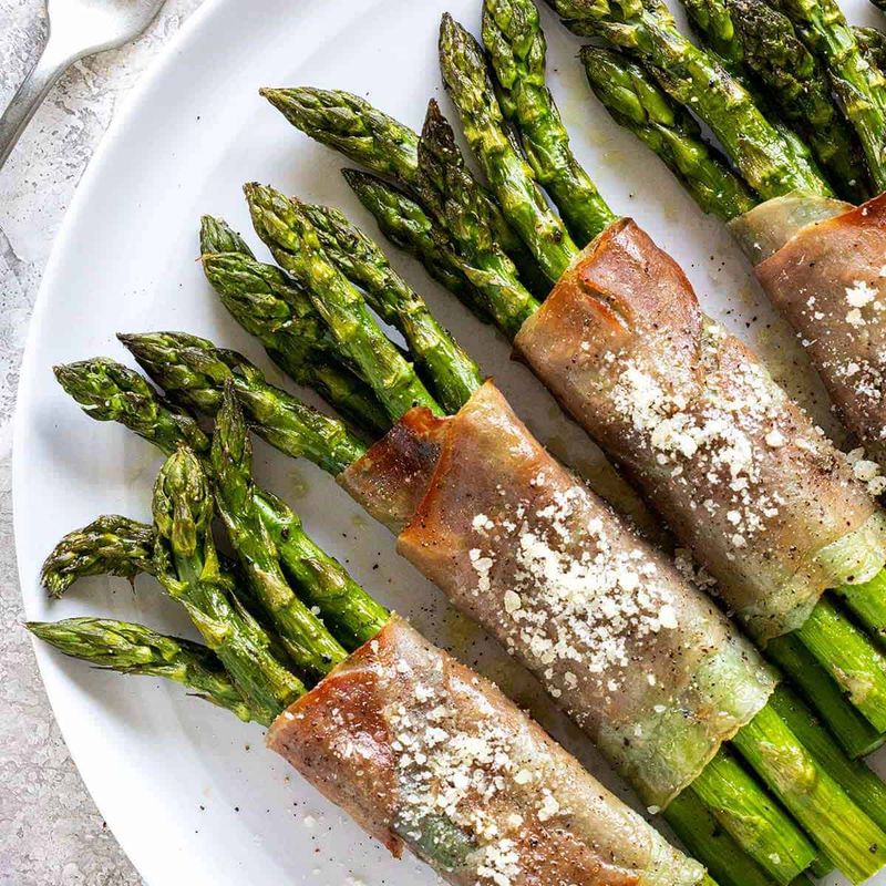 Prosciutto-Wrapped Asparagus